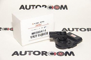 Датчик положения педали газа Mitsubishi MR988414