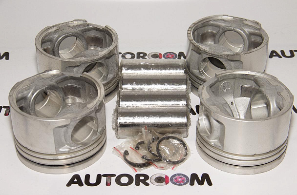 Комплект поршней Izumi Nissan QD32 STD