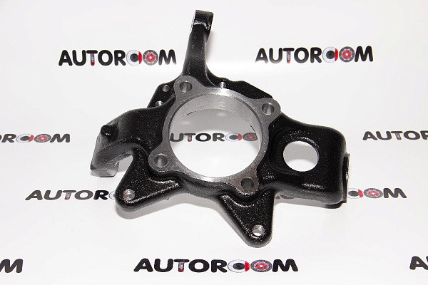 Кулак поворотный правый Mitsubishi 3870A022